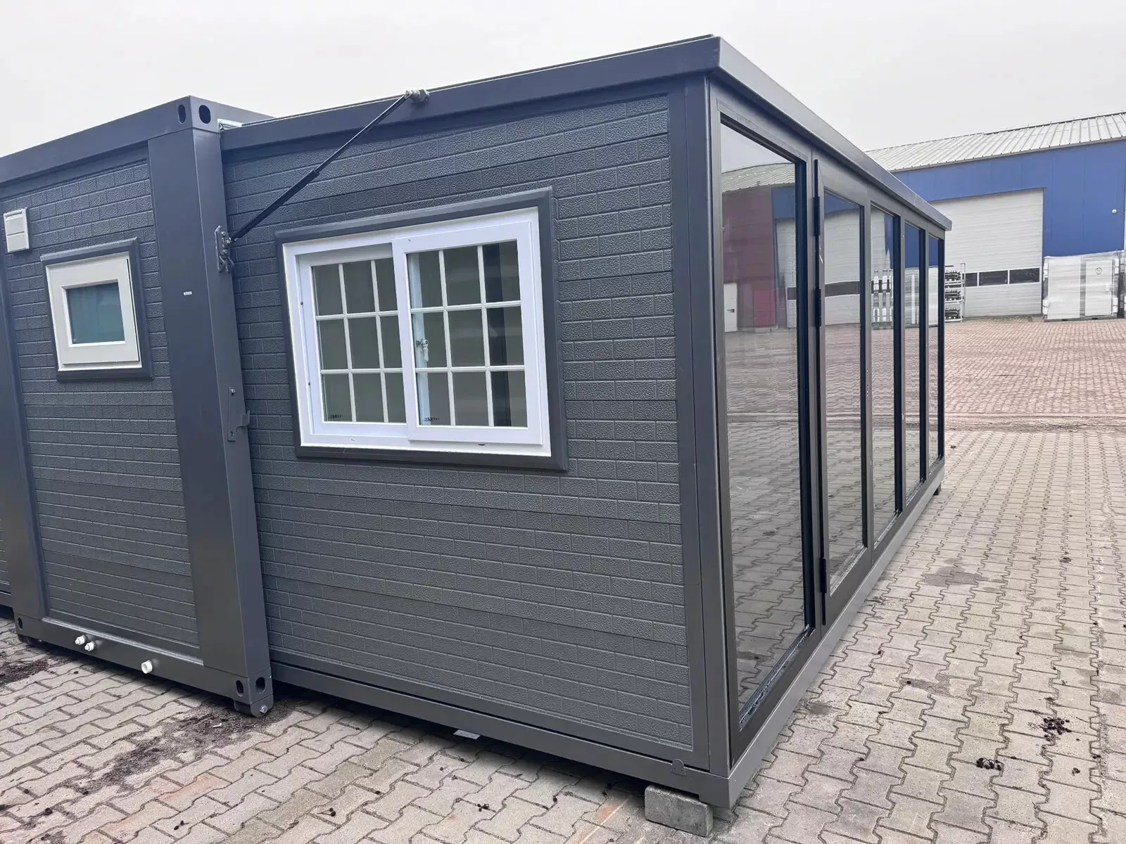 Tiny House 37m² mit großer überdachter Terrasse, 5 Jahre Garantie-Neu – Bild 5